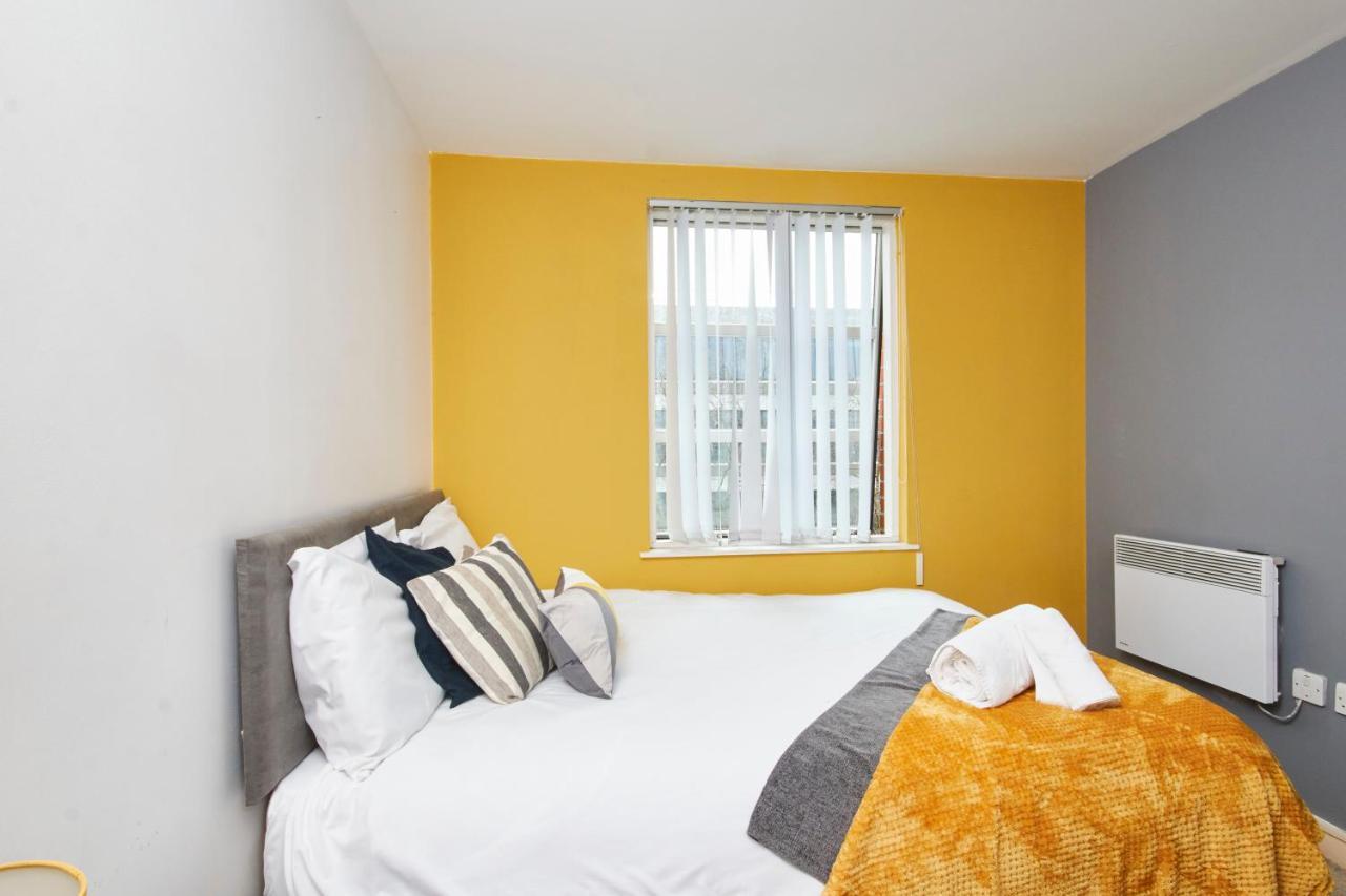 Stylish Manchester Gem - Sleeps 10! Kültér fotó