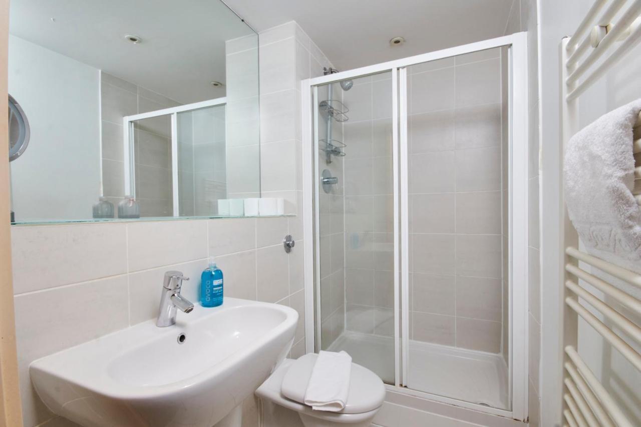 Stylish Manchester Gem - Sleeps 10! Kültér fotó